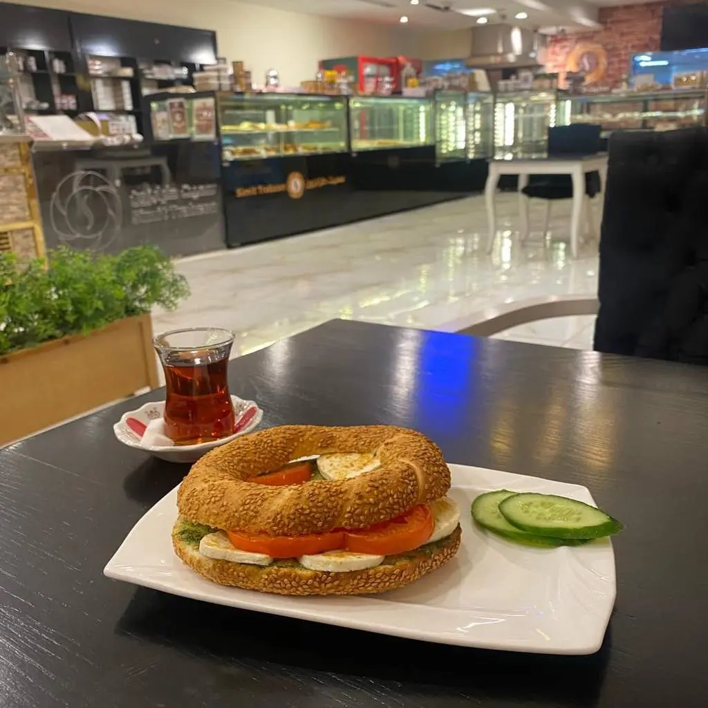 Halloumi Simit